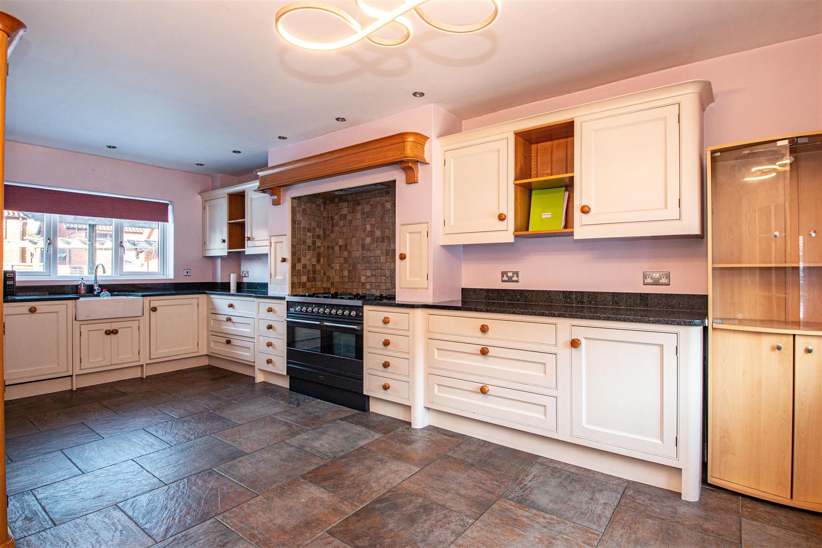 Crane Court, Loughton, Milton Keynes